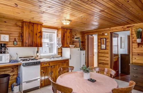 Brill Cabin | The Sunfish at Lincolnwood Resort