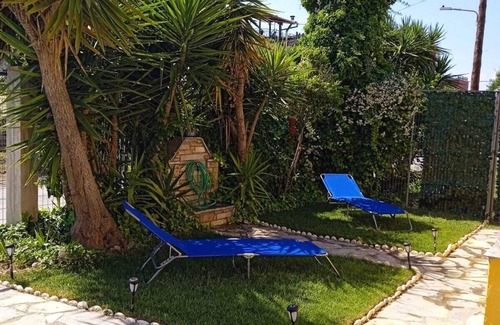 Nees Pagases House | The Sunny House