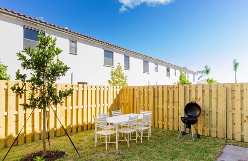Princeton House | The Sunnyside Glamorous Home 4BR New MIA