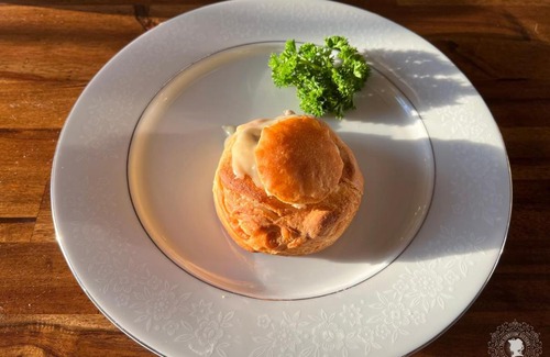 Clarksville Bed & Breakfast | The Sunnyside Sisters Bed and Breakfast