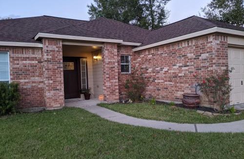 Willis House | The Sunrise Oasis