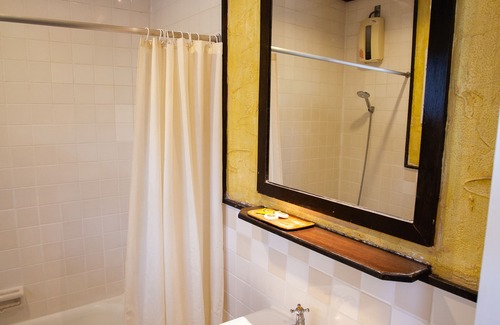 Embassy District Hotel | The Sunrise Residence