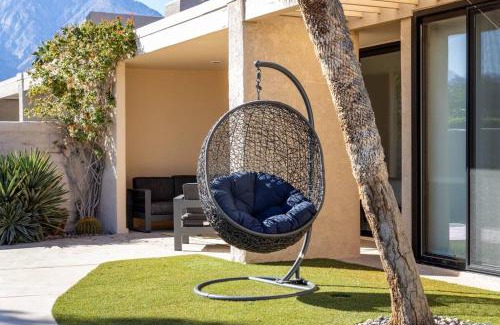 Palm Springs House | The Sunset House Pool & Spa