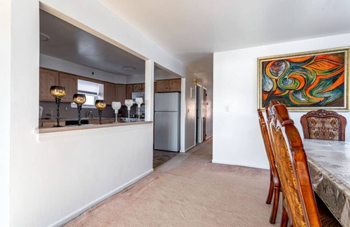 Constable Hook Apartment | The Sunset Suite! 3BR/2BA Near NYC and Airport!