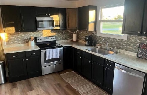 Greensburg House | The Sunshine Bungalow - Greensburg's Vacation Home.