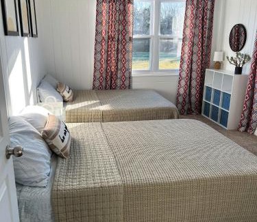 Greensburg House | The Sunshine Bungalow