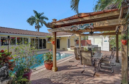 Imperial Point House | The Sunshine House