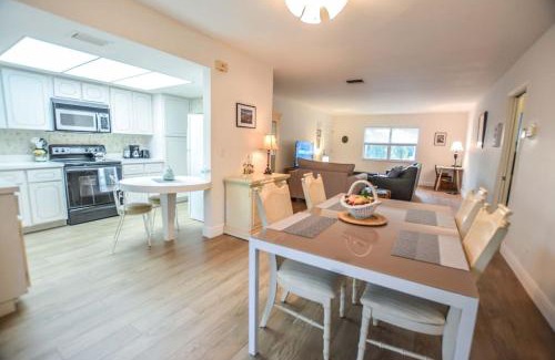 Singer Island Apartment | The Surf Park