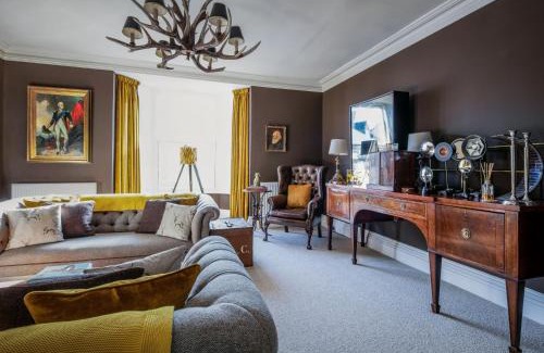 Tetbury House | The Surveyor's House Tetbury