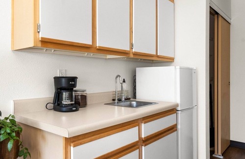 Paradise Apartment | The Sutter | Private Studio in Paradise