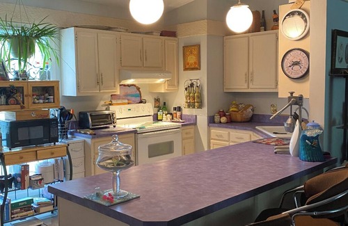 Wilmington House | The Sutton getaway w/pool and private backyard.