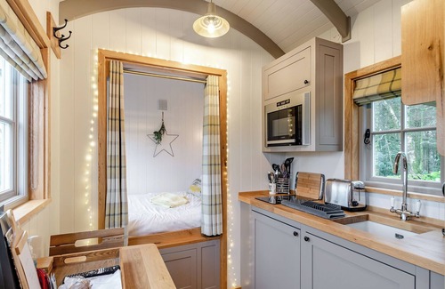 Settle Cottage | The Swaledale Hut - UK40151