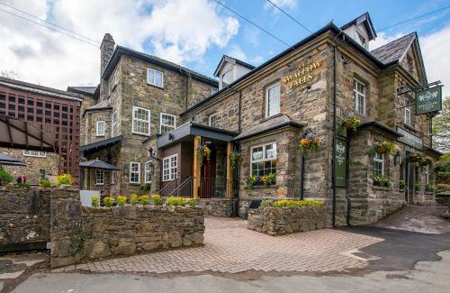 Gwynedd- Snowdonia Hotel | The Swallow Falls Inn - The Inn Collection Group