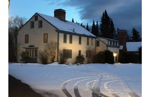 Franklin House | The Swallow Hill Manor