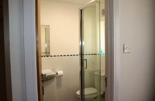 Netley Hotel | The Swan Inn