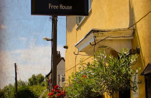 Monks Eleigh Hotel | The Swan monks eleigh