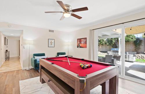 Clairemont Mesa East House | The Sweet Escape - Spa, Pool Table, Grill & More
