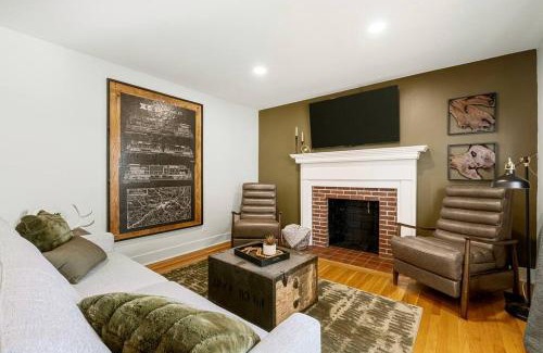 La Grange House | The Sweet Retreat Accessible Historic Home