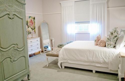 Westdene House | The Sweet Rose