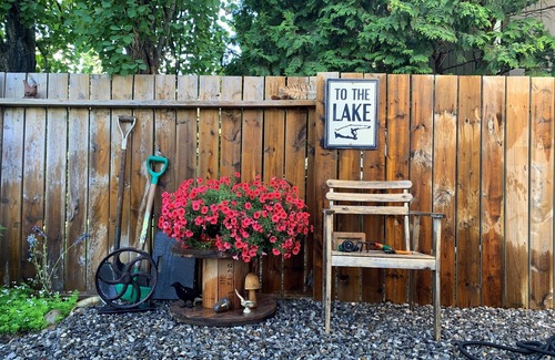 Okotoks Apartment | The sweetest suite in Okotoks.