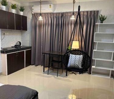 Koregaon Park Apartment | The Swing: Private Studio Room in Koregaon Park