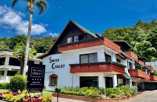 Paihia Apartment | The Swiss Chalet Apartment 9 - Seaview - Top Floor - Air Conditioning & Wi-Fi - Bay of Islands