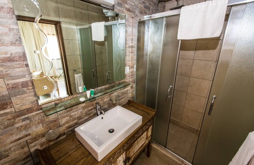 Freetown Hotel | The Swiss Hotel