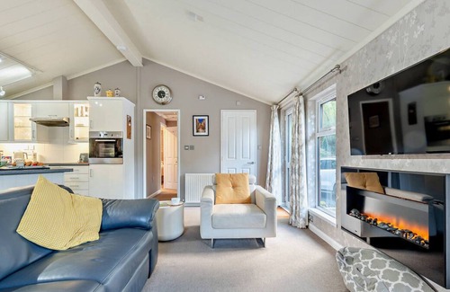 Narberth Ski Chalet | The Sycamores in the beautiful Narberth