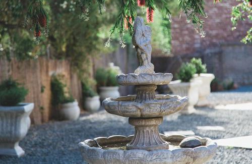 Komani House | The Symphony Guest House