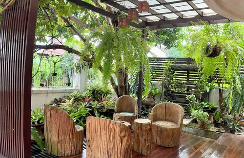 Saen Saep House | The T-house. Your home in Bangkok