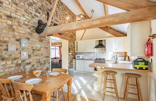 Arnold Cottage | The Tack Rooms - UK37520