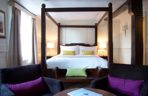 Ripley Hotel | The Talbot Inn