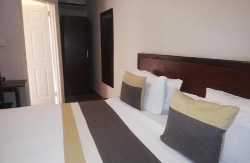 Palapye Hotel | The Tamek Palace Hotel