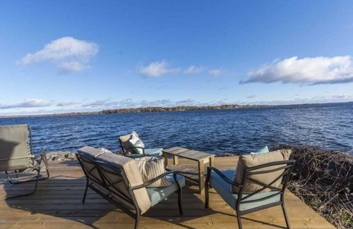 Prince Edward Cottage | The tans will fade, but the memories will last forever.