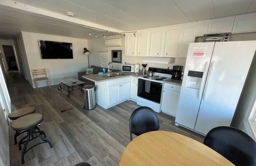 Cienega Springs House | The Tanya in Marina Manor