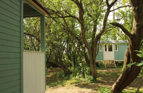 Stowmarket Other | The Tawny Shepherd Hut, Whitehouse Farm