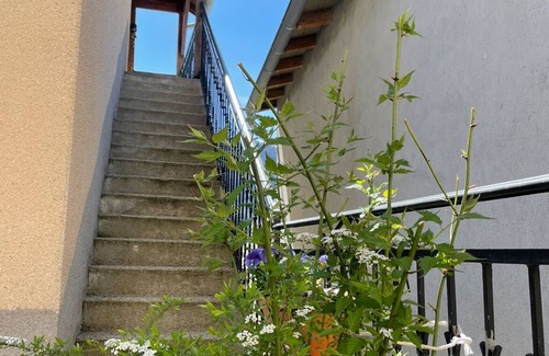 Illier-et-Laramade Apartment | The teacher's'apartment - SCHOOL OF ILLIER