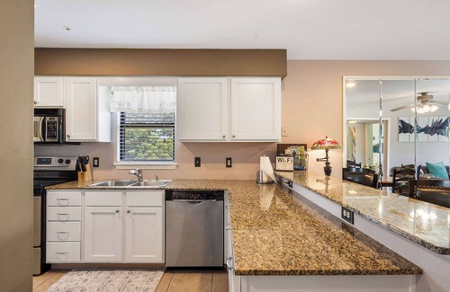 Table Rock Condo | The Tee Shot – Condo for 4