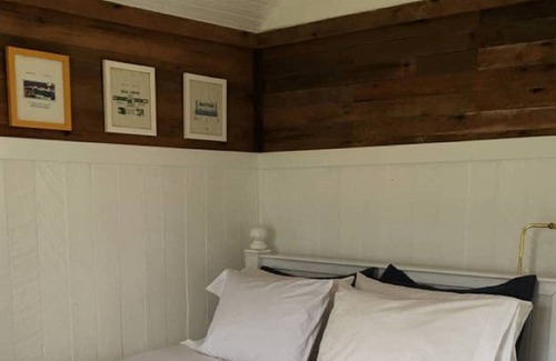 Paicines Apartment | The Telegraph Office Cabin near Mercy Hotsprings