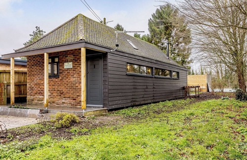 Warminster Cottage | The Telephone Exchange