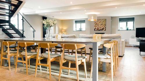 Longnor House | The Telephone Exchange at Parsley Hay