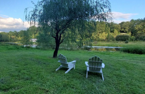 Thompson Ridge House | the Tent at Dunhill Pond