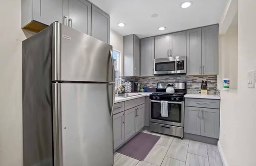 Belmont Heights Apartment | The Termino Treasure-Walk to Beach-Coastal Comfort