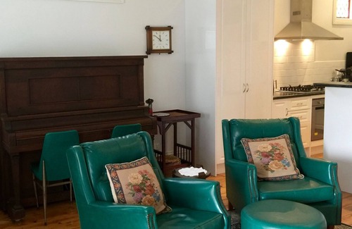 Williamstown House | The Terrace in Williamstown