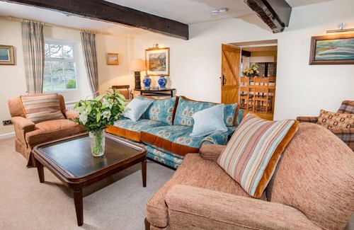 Coniston Cold Cottage | THE THACK, pet friendly, character holiday cottage in Gargrave