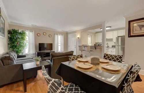 Durham Apartment | The Thornberry @ Hillside Park
