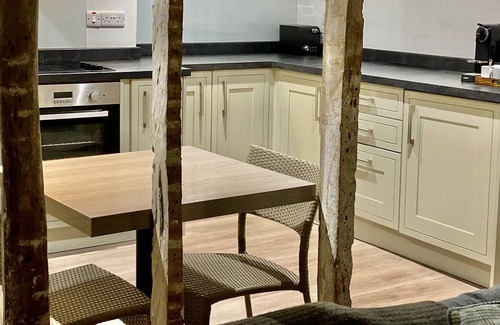 Bartlow House | The Three Hills