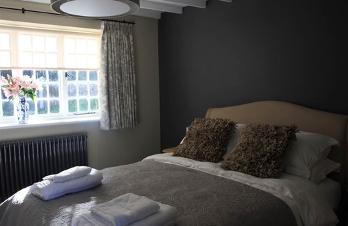 Warham Hotel | The Three Horseshoes Warham