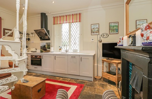 Ruswarp Cottage | THE TICKET OFFICE, pet friendly, character holiday cottage in Ruswarp