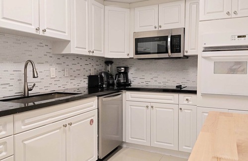 Hollywood South Central Beach Apartment | THE TIDES - 4th Floor (U) - 1 bedroom